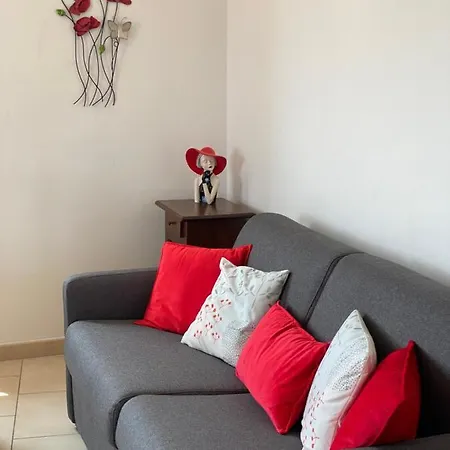 T2 Coquet Plein Centre Vue Mer Exceptionnelle. Apartment Le Lavandou
